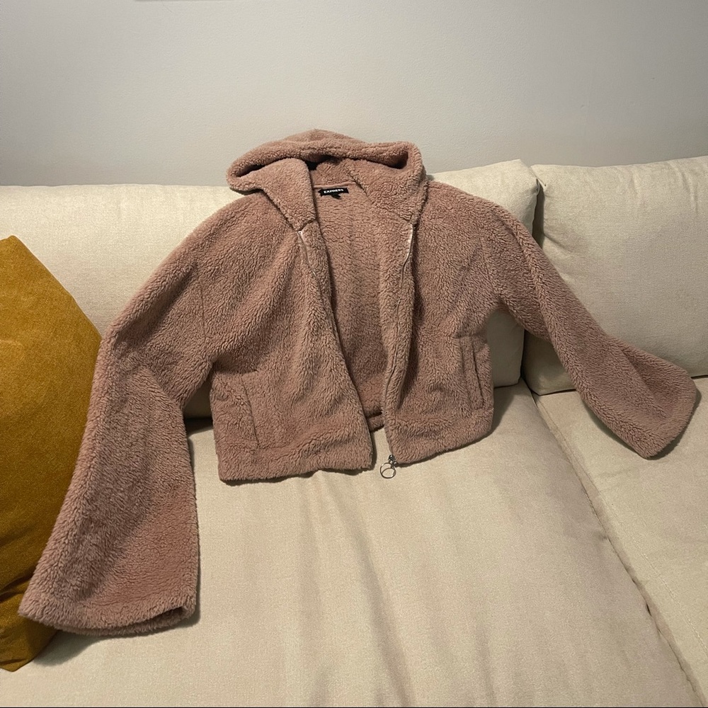 Fuzzy Cropped Coat